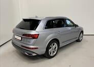 Audi Q7 2