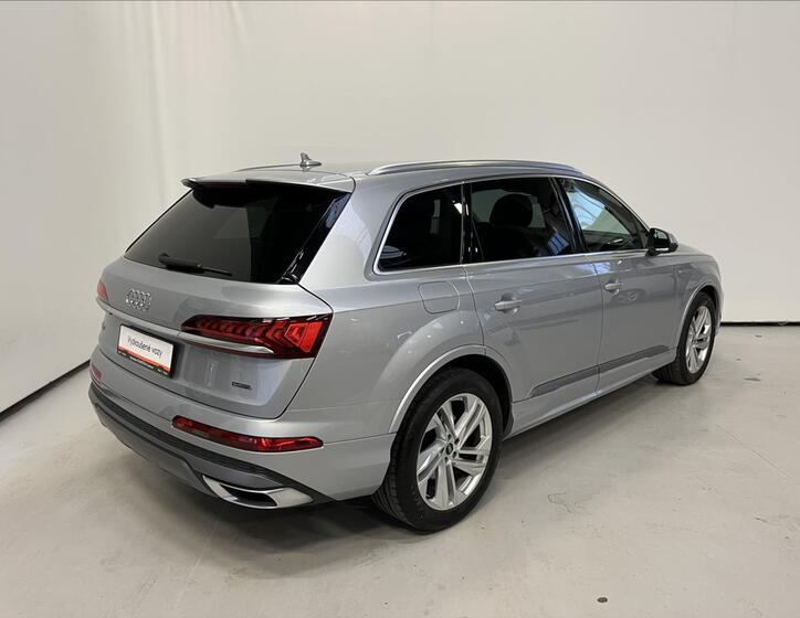 Audi Q7 2