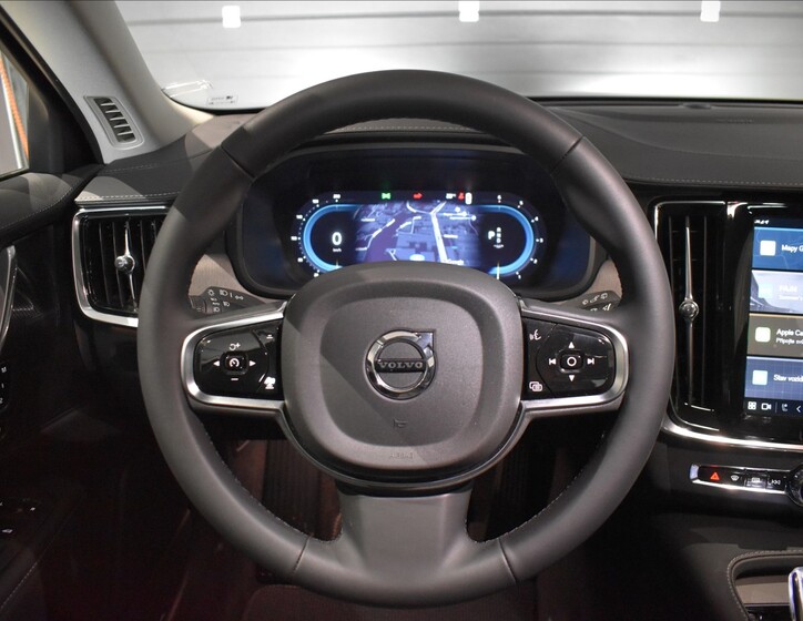 Volvo V90 28