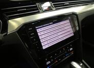 Volkswagen Passat 9