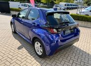 Toyota Yaris 4