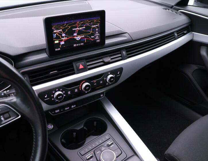 Audi A4 26
