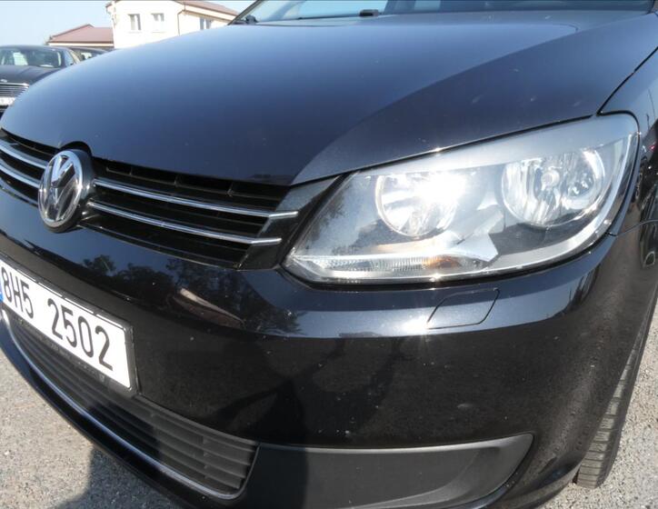Volkswagen Touran 4