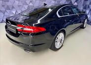 Jaguar XF 7