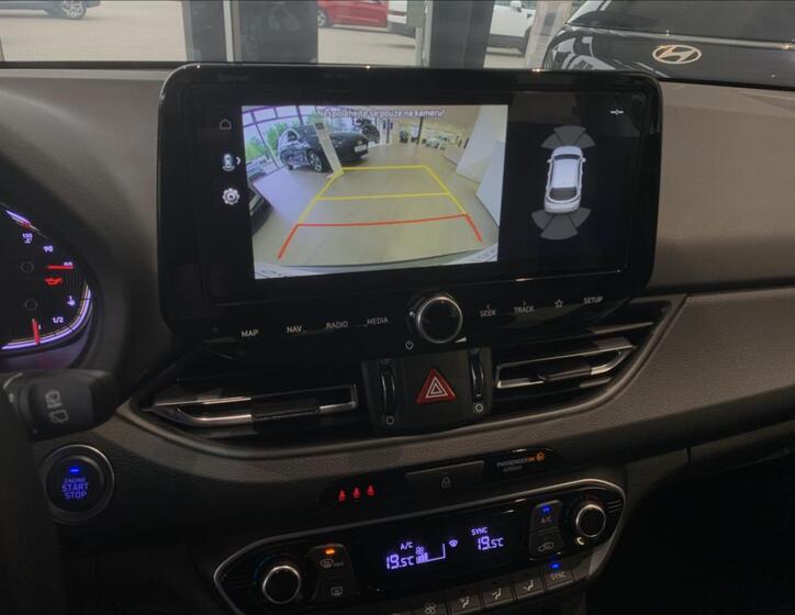 Hyundai i30 41