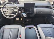 Hyundai Staria 17