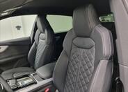 Audi SQ8 10