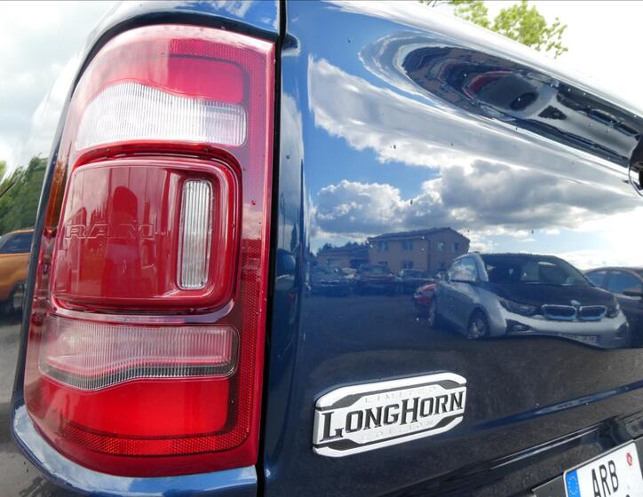 Dodge RAM 11