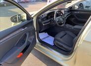 Škoda Superb 9