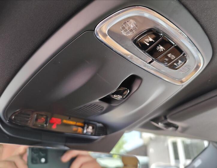 Volvo XC90 28