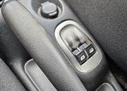 Peugeot 206 11