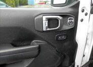 Jeep Wrangler 9