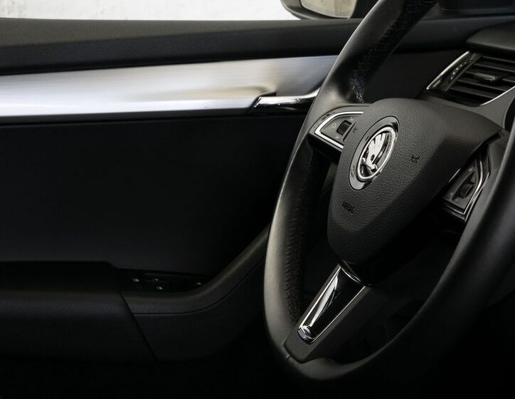 Škoda Octavia 14