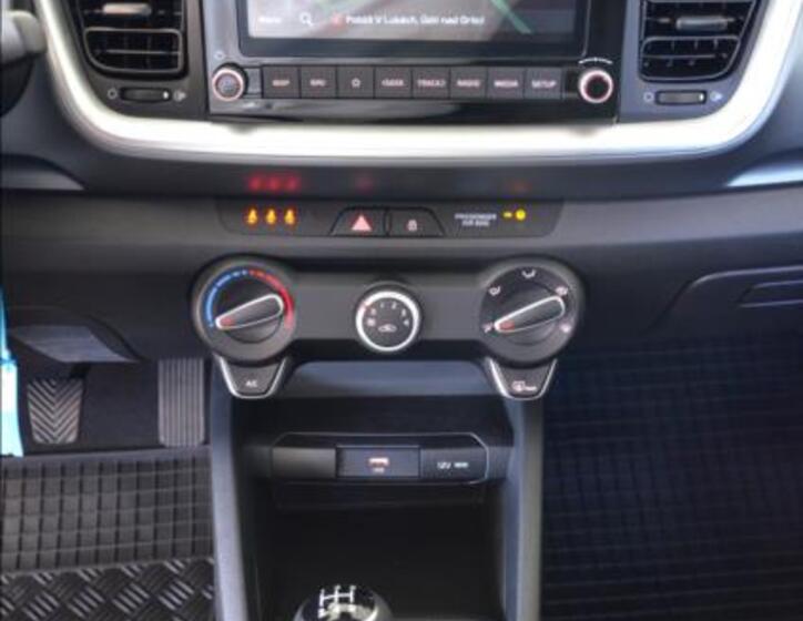 KIA Stonic 6