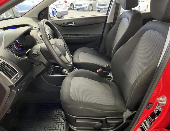 Hyundai i20 13