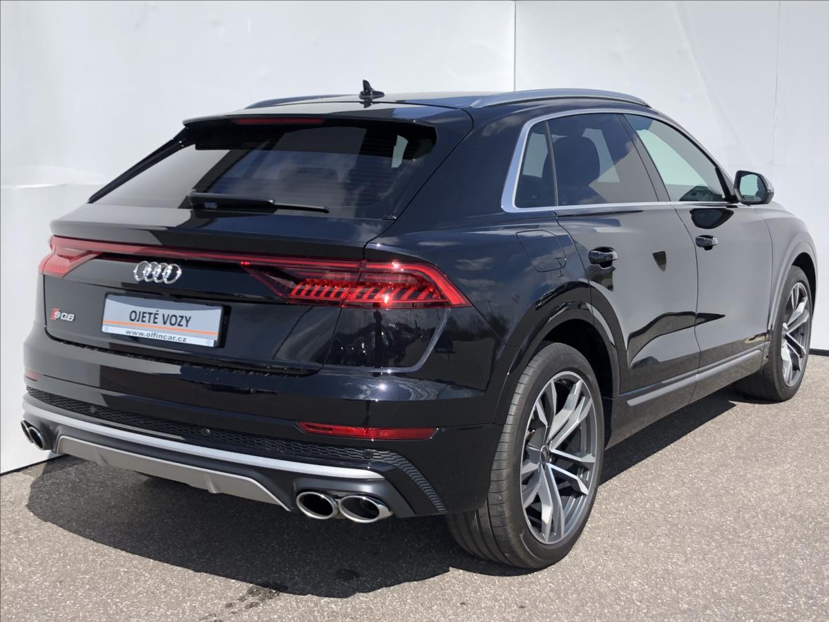 Audi SQ8