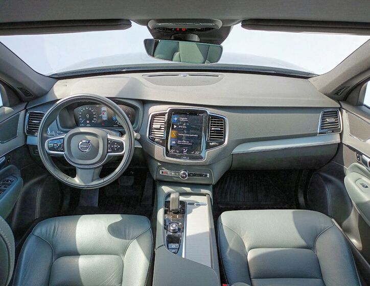 Volvo XC90 8