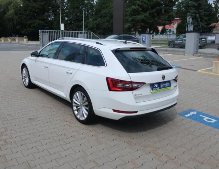 Škoda Superb 5