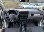 Mitsubishi Outlander 9