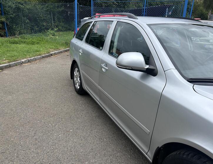 Škoda Octavia 9
