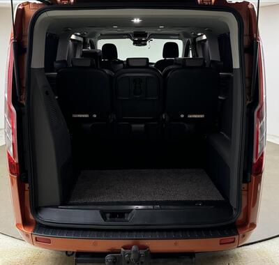 Ford Tourneo Custom 33