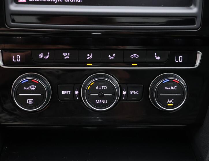 Volkswagen Passat 32