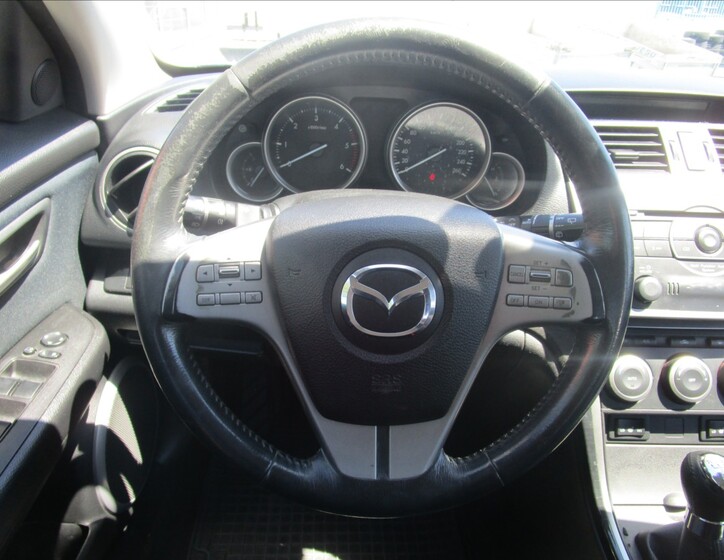 Mazda 6 8