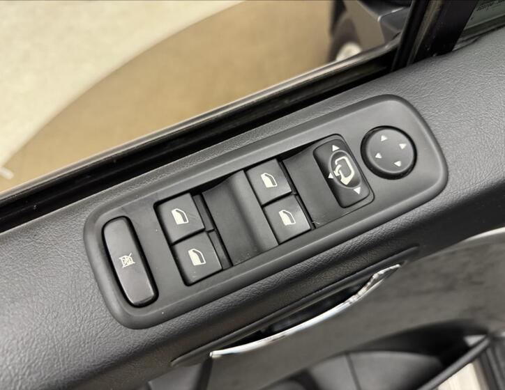 Peugeot 807 36