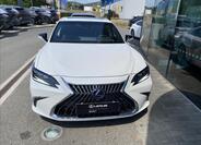 Lexus ES 300h 5