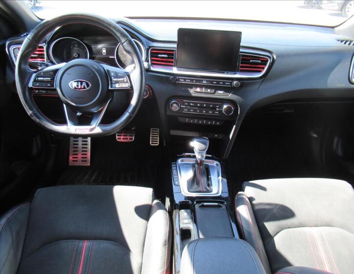 KIA ProCeed 9