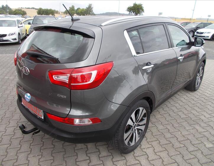 KIA Sportage 11