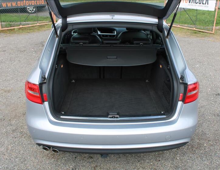 Audi A4 15