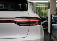 Porsche Macan 21