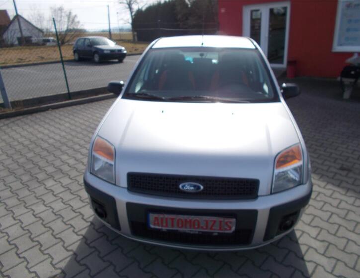 Ford Fusion 3