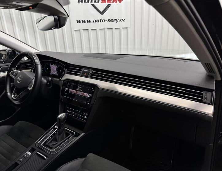 Volkswagen Passat 40