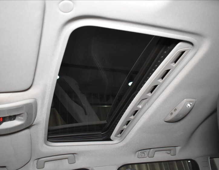 Volvo V70 19