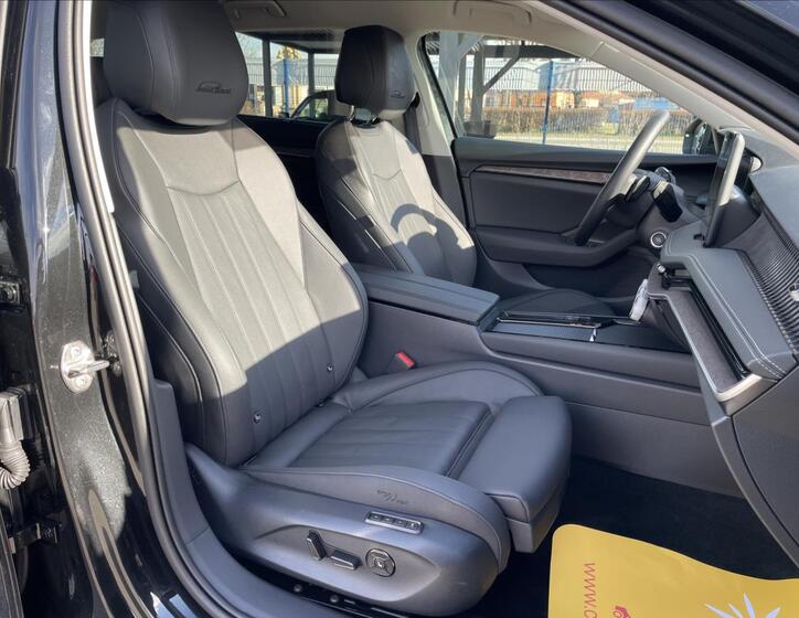 Škoda Superb 27