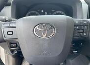 Toyota C-HR 16