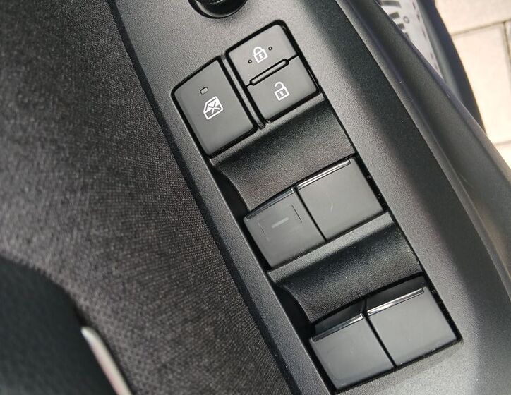 Toyota Yaris 17
