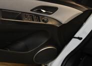 Chevrolet Cruze 12