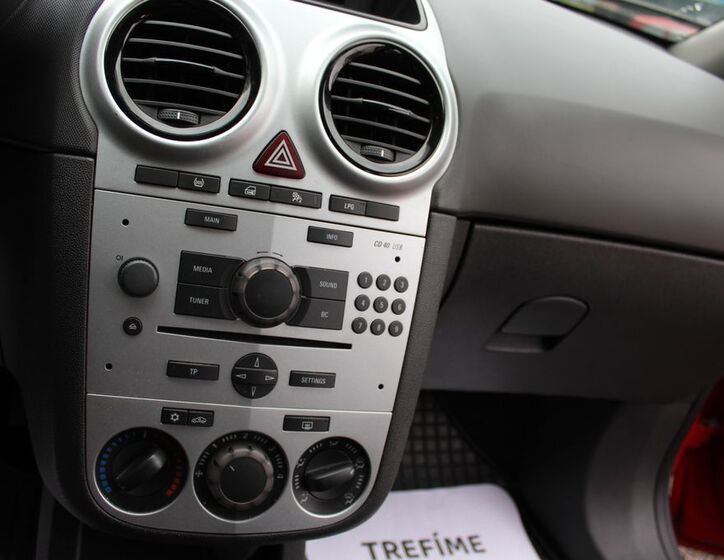 Opel Corsa 22