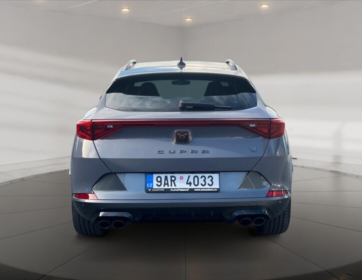 Cupra Formentor 5