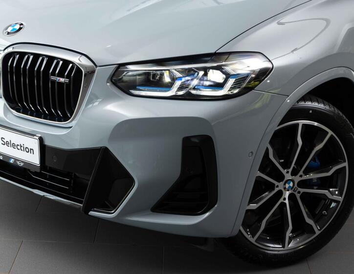 BMW X4 7
