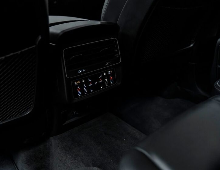 Audi Q7 16