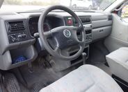 Volkswagen Transporter 9