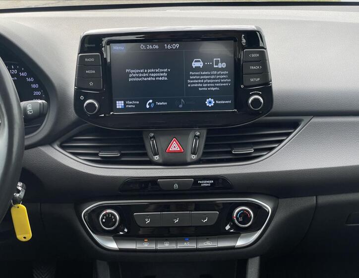 Hyundai i30 11