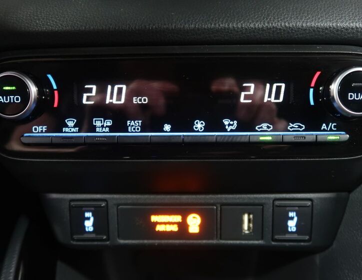 Toyota Yaris 19