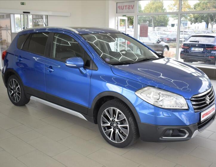 Suzuki SX4 S-Cross 3