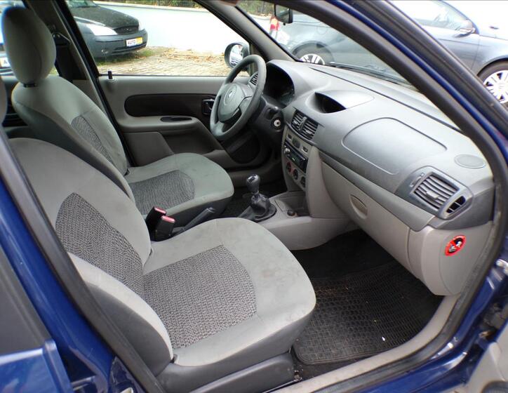 Renault Thalia 15