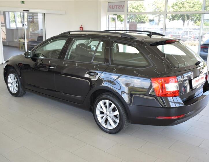 Škoda Octavia 8